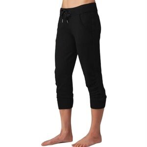 Lululemon Flashback crop black size 8